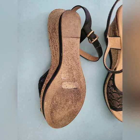 Pretty Black Lace Wedge Sandals sz 10 - Picture 6 of 7